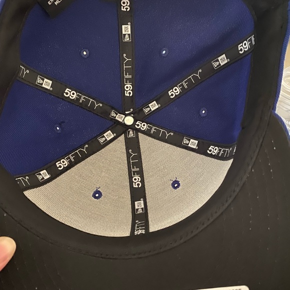 LA dodgers fitted hat - Picture 3 of 3